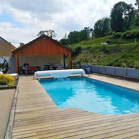 Demoiselle Loue Villa