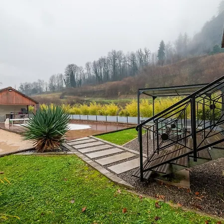 Villa Demoiselle Loue
